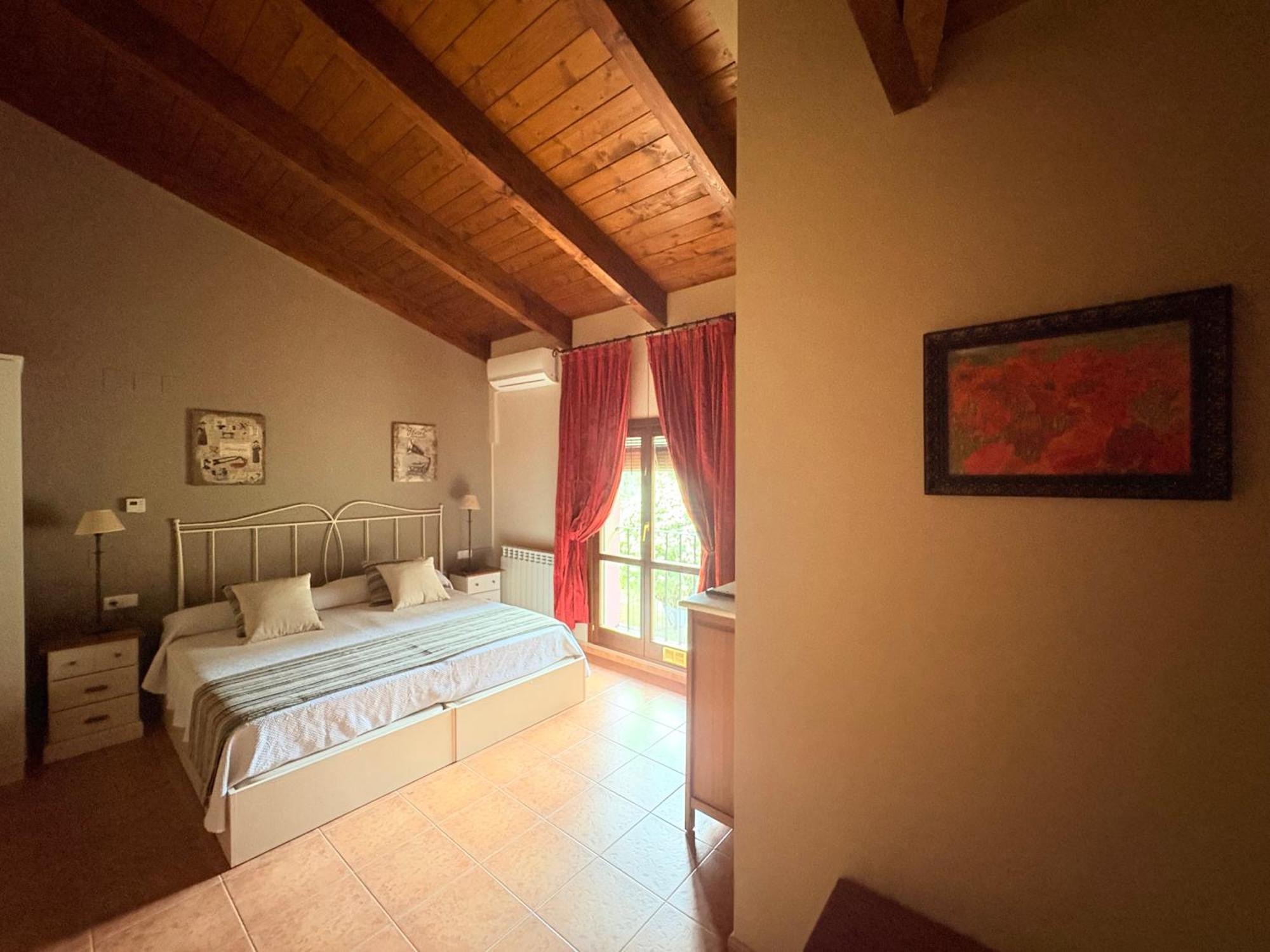 Hotel Guara Inluka Las Almunias Szoba fotó