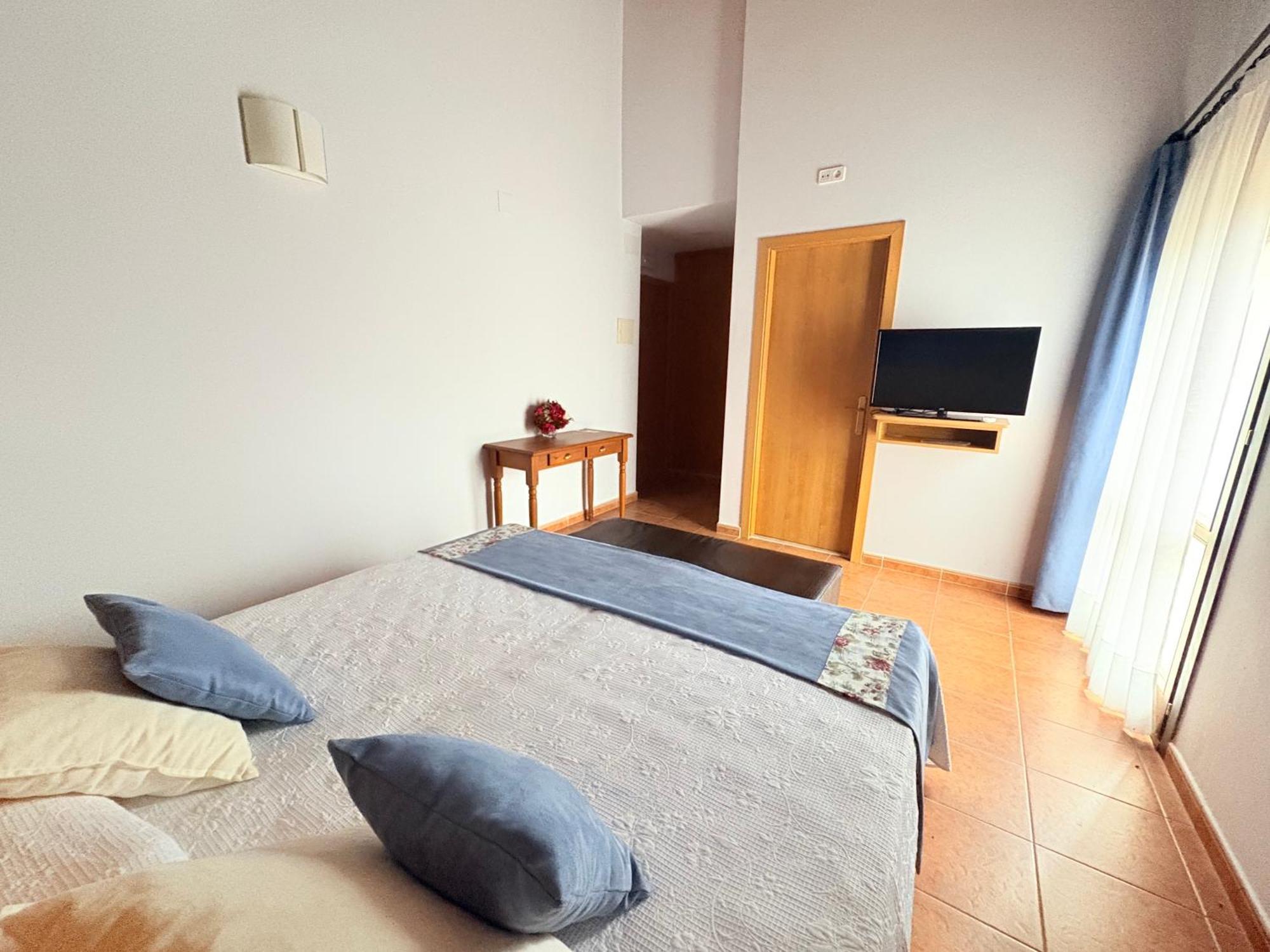 Hotel Guara Inluka Las Almunias Szoba fotó