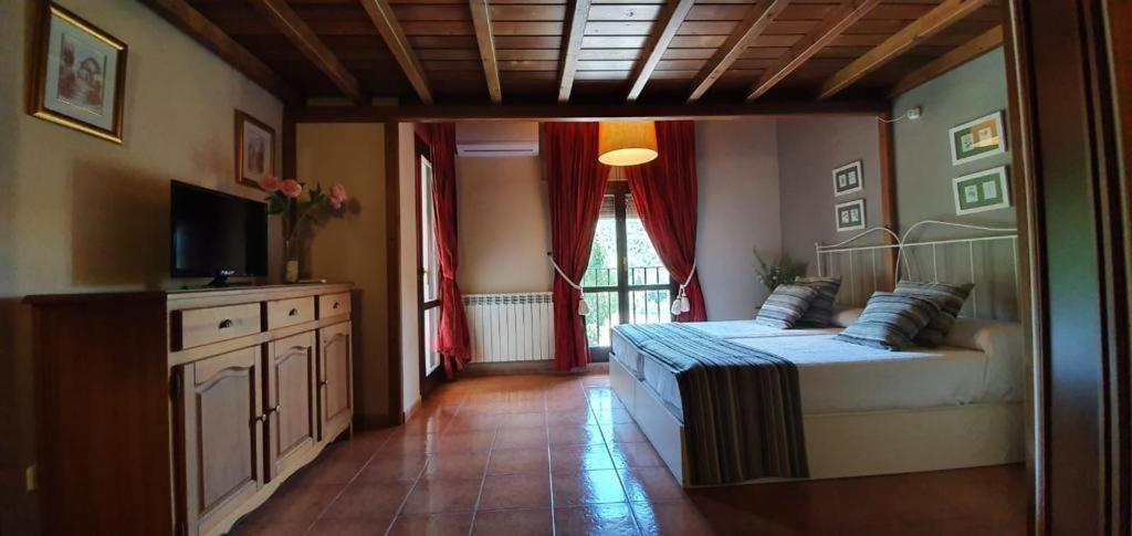 Hotel Guara Inluka Las Almunias Szoba fotó