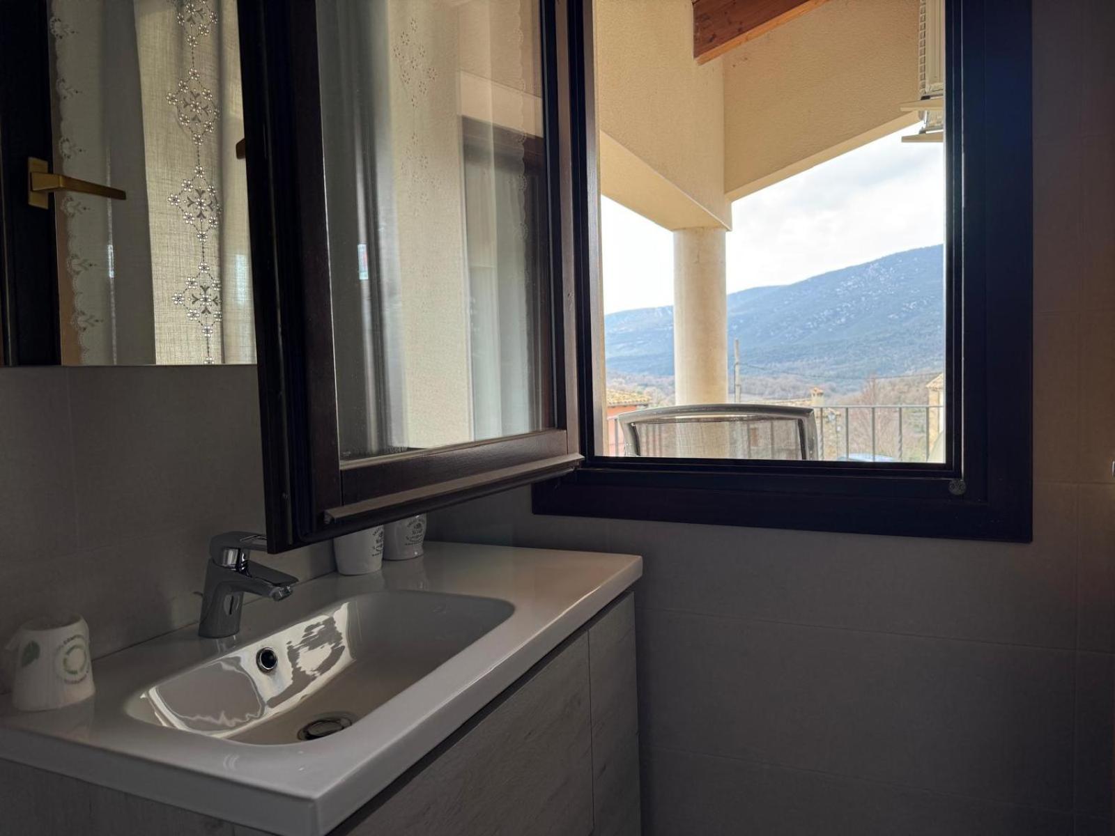 Hotel Guara Inluka Las Almunias Kültér fotó
