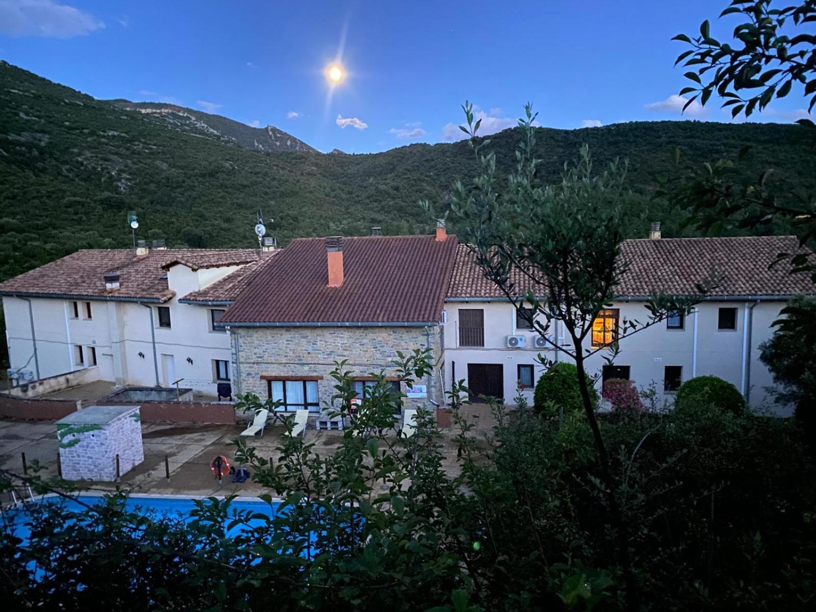 Hotel Guara Inluka Las Almunias Kültér fotó